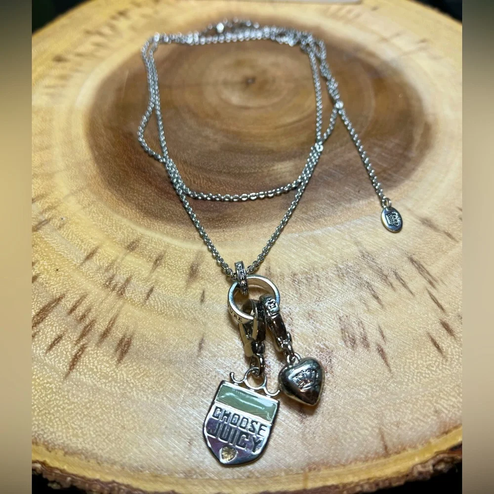 VTG| Juicy Couture Necklace + Charms 💚✨